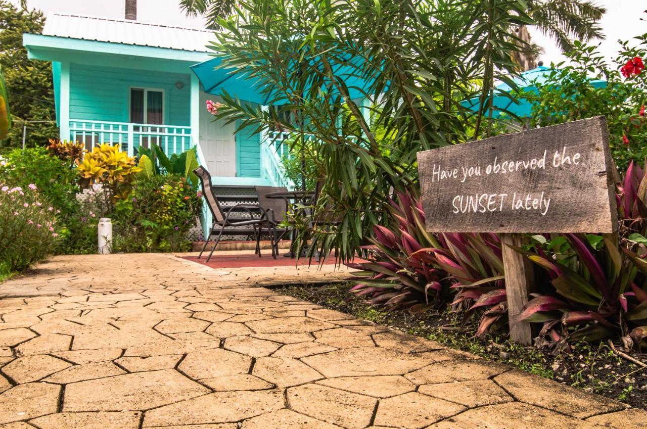 Harbour View Boutique Hotel & Yoga Retreat Belize City Buitenkant foto